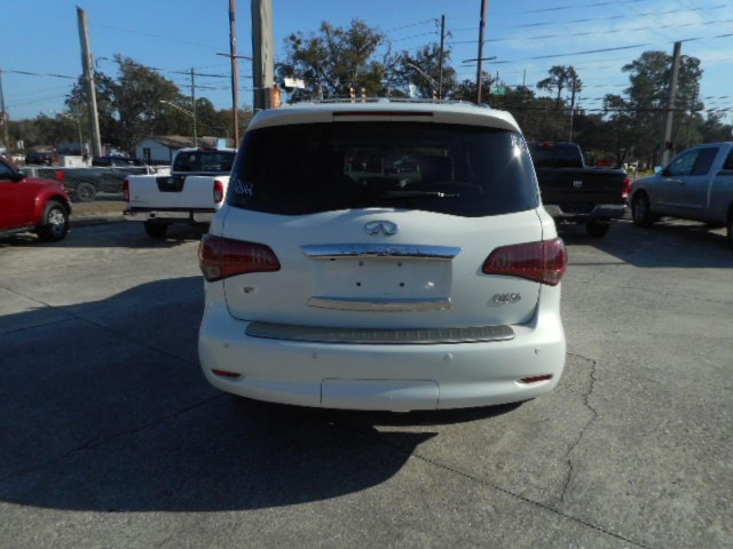 2013 WHITE INFINITI QX56 BASE (JN8AZ2NF0D9) , located at 1200 Cassat Avenue, Jacksonville, FL, 32205, (904) 695-1885, 30.302404, -81.731033 - Photo#5